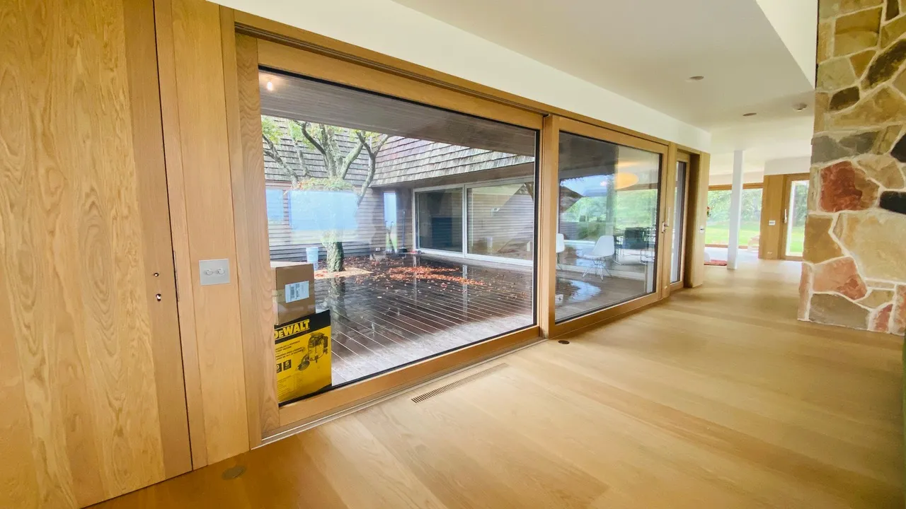 7985, Heller Lane